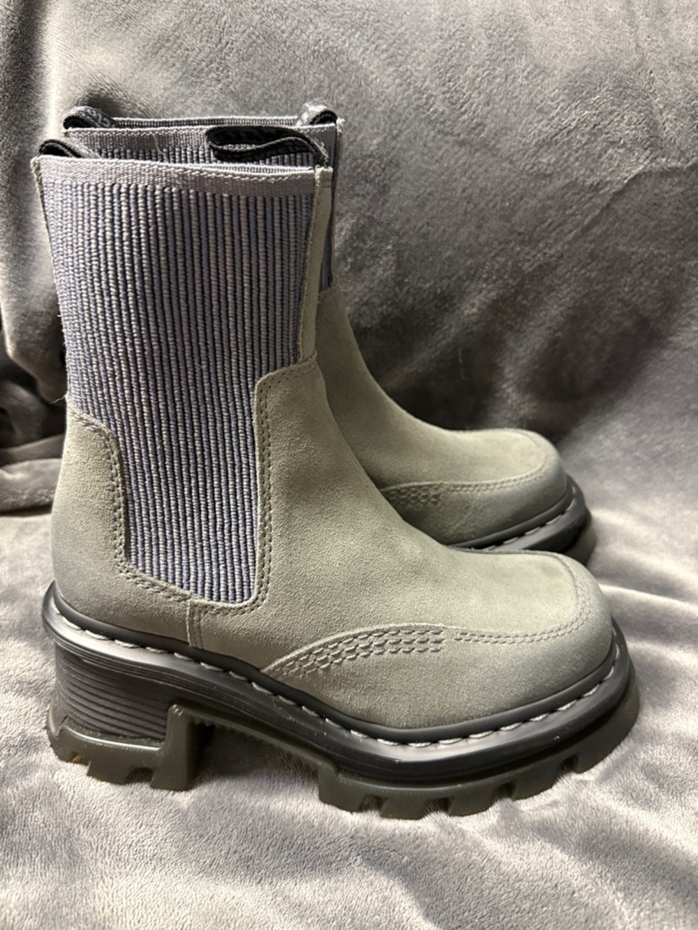 Dr. Martens Chelsea Lug-Sole Ankle Boots in Grey NWOT